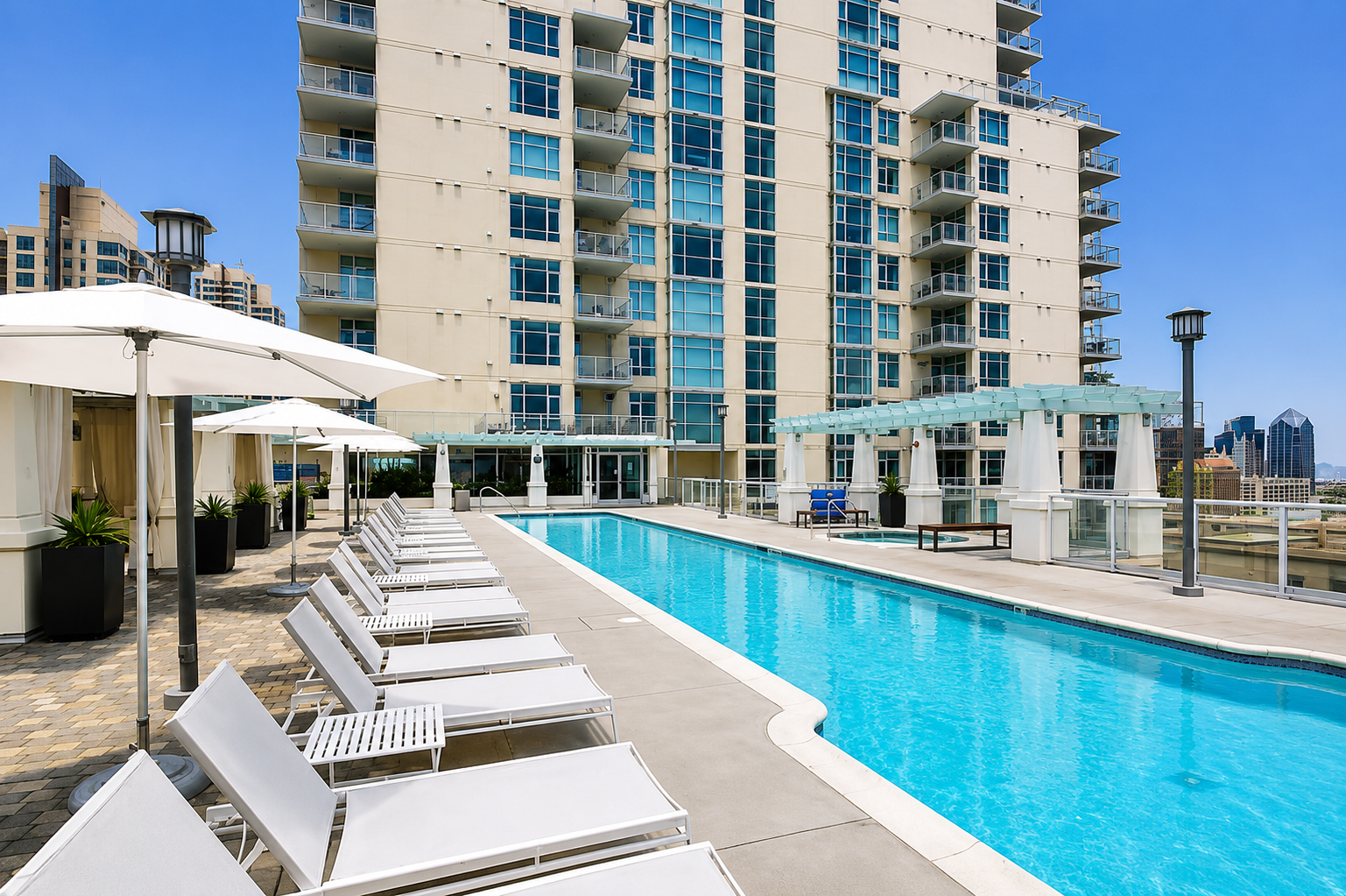Sunny 2BR/2BA Condo with  1 Parking Space in Discovery at Cortez Hill property image