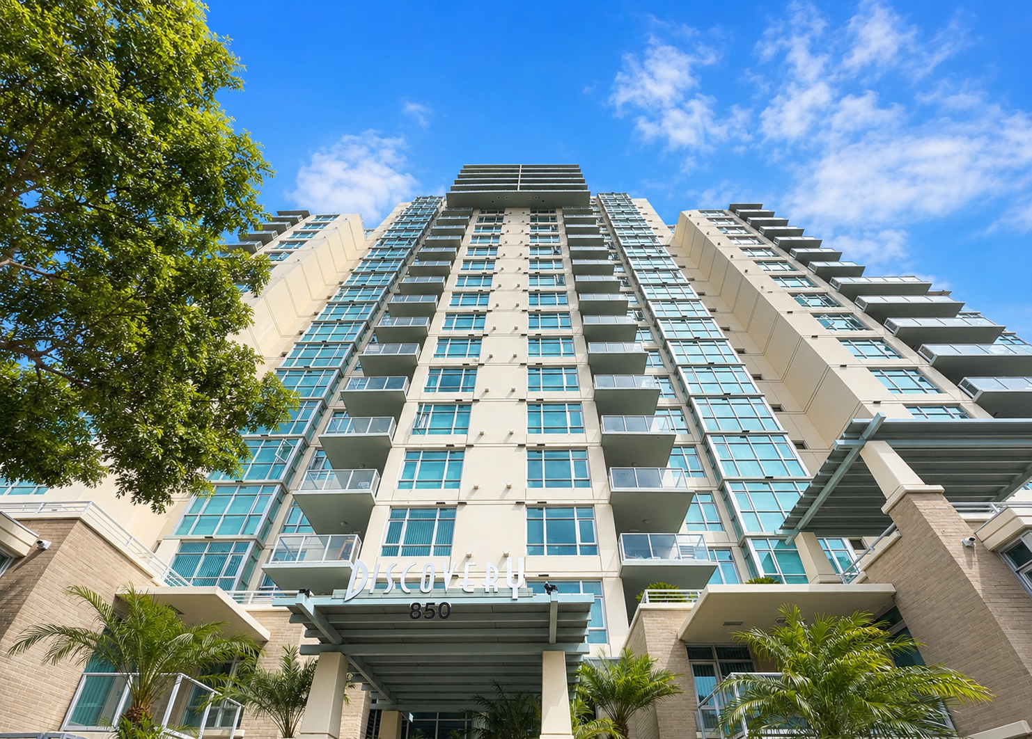 Sunny 2BR/2BA Condo with  1 Parking Space in Discovery at Cortez Hill property image