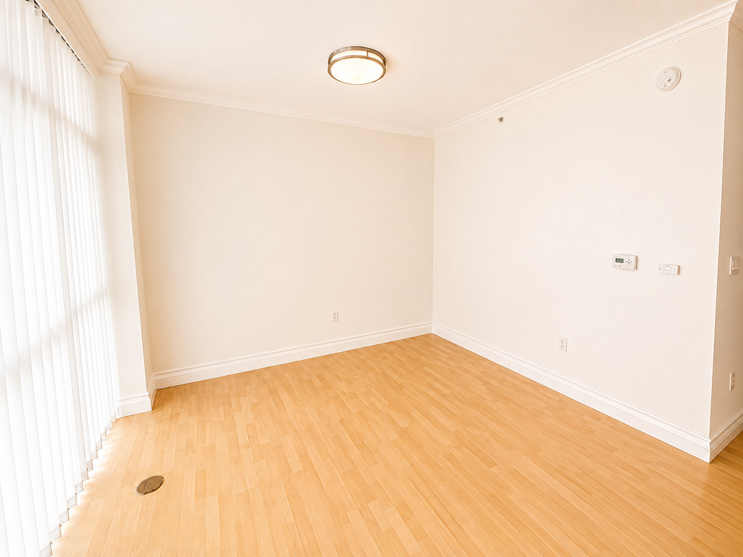 Sunny 2BR/2BA Condo with  1 Parking Space in Discovery at Cortez Hill property image