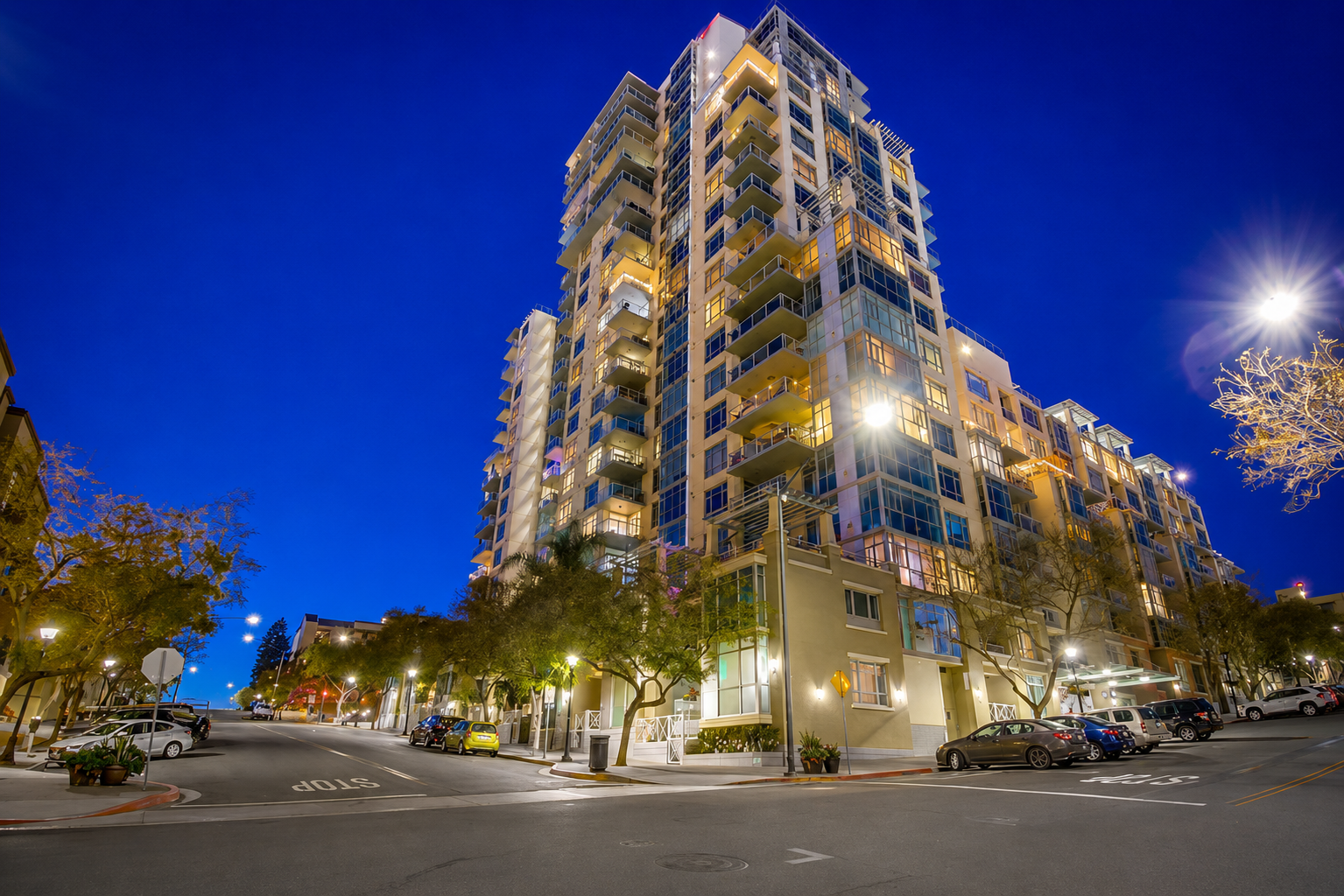Sunny 2BR/2BA Condo with  1 Parking Space in Discovery at Cortez Hill property image