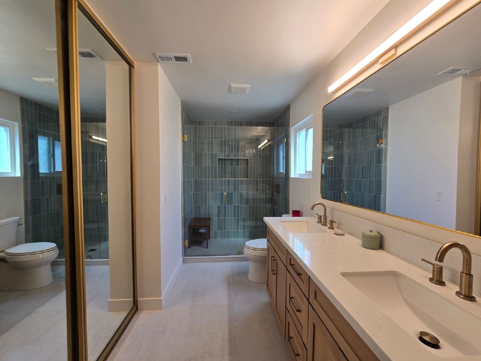 Spectacular, spacious 4-Bedroom Home in Desirable Fletcher Hills property image