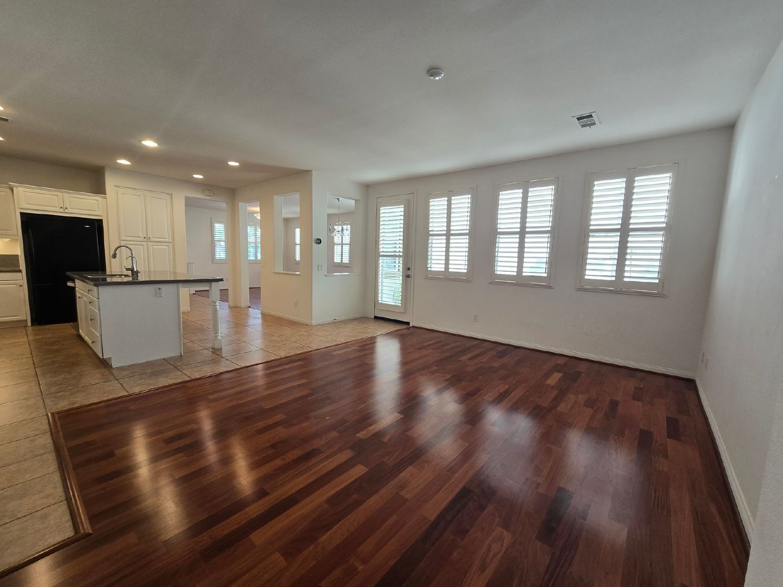 Beautiful 4-Bedroom Home in Desirable Pacific Highlands Ranch  **$1000 OFF MOVE IN COST** property image