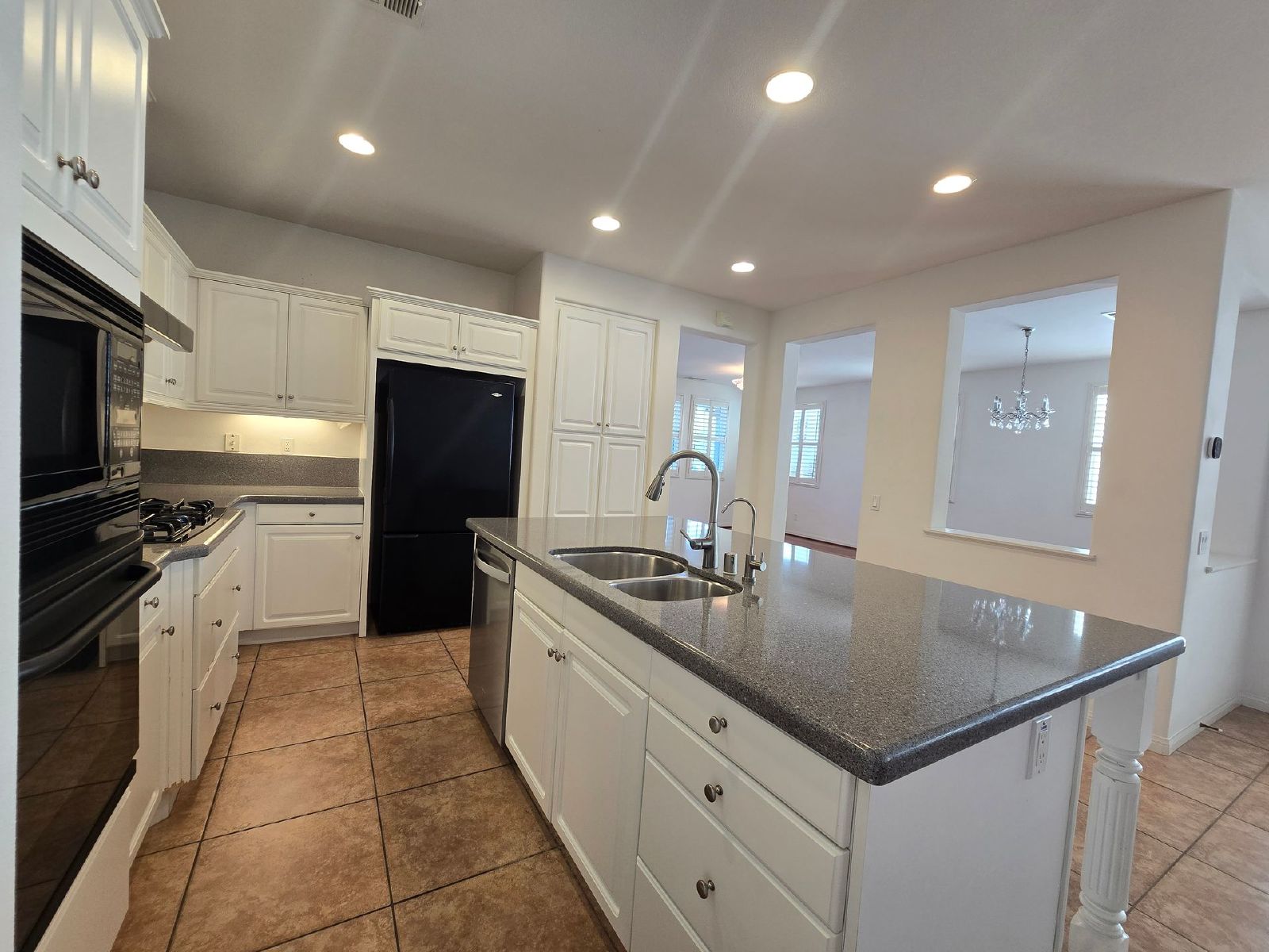 Beautiful 4-Bedroom Home in Desirable Pacific Highlands Ranch  **$1000 OFF MOVE IN COST** property image