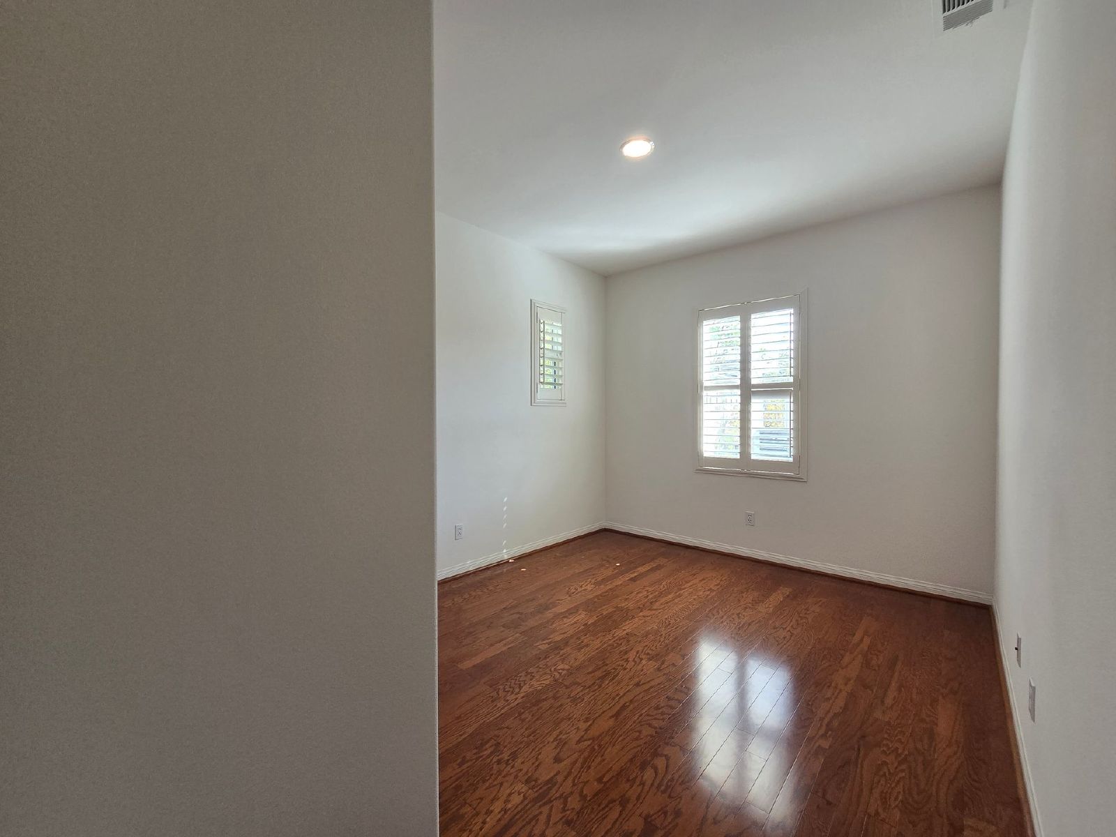 Beautiful 4-Bedroom Home in Desirable Pacific Highlands Ranch  **$1000 OFF MOVE IN COST** property image
