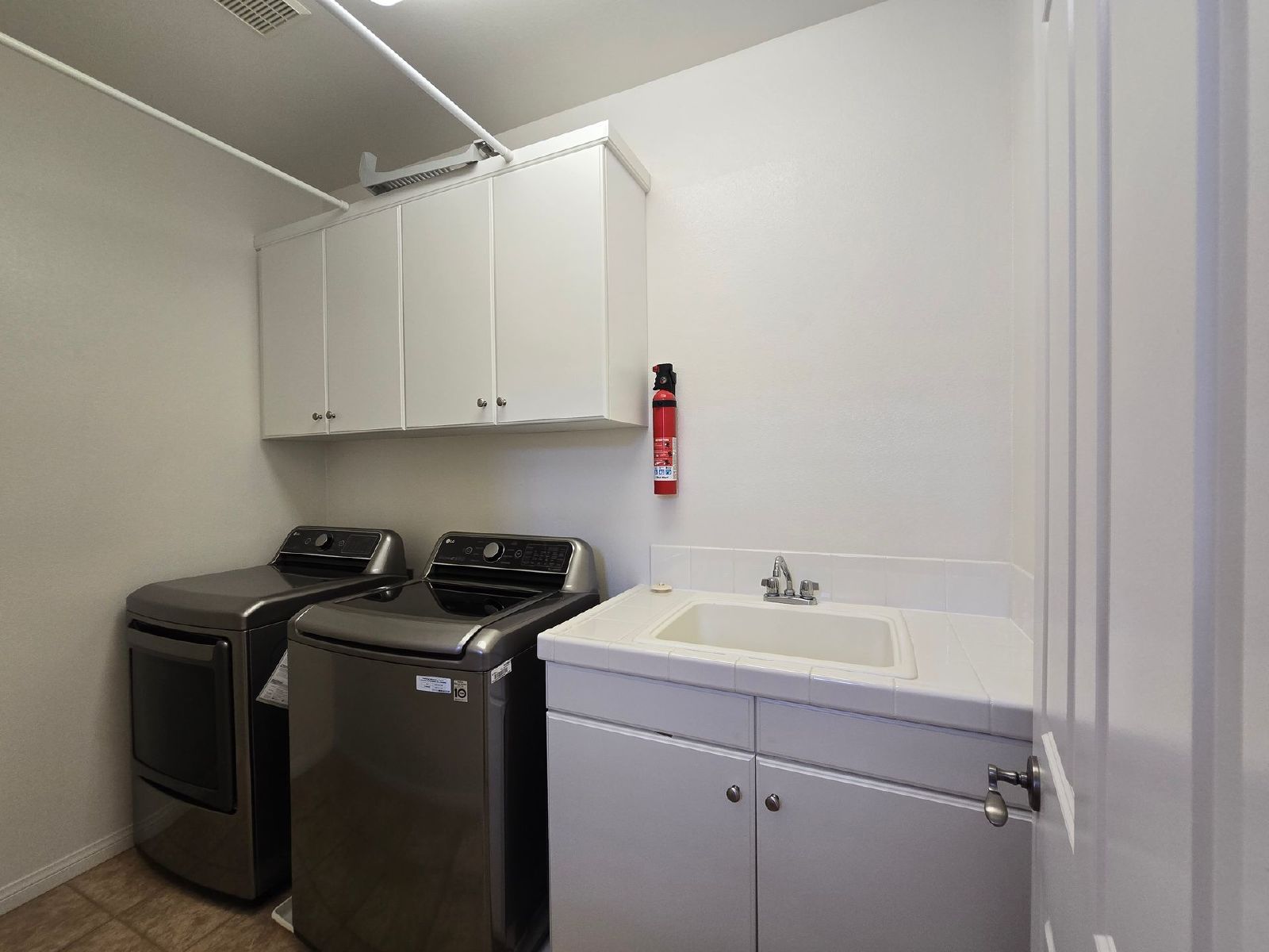 Beautiful 4-Bedroom Home in Desirable Pacific Highlands Ranch  **$1000 OFF MOVE IN COST** property image