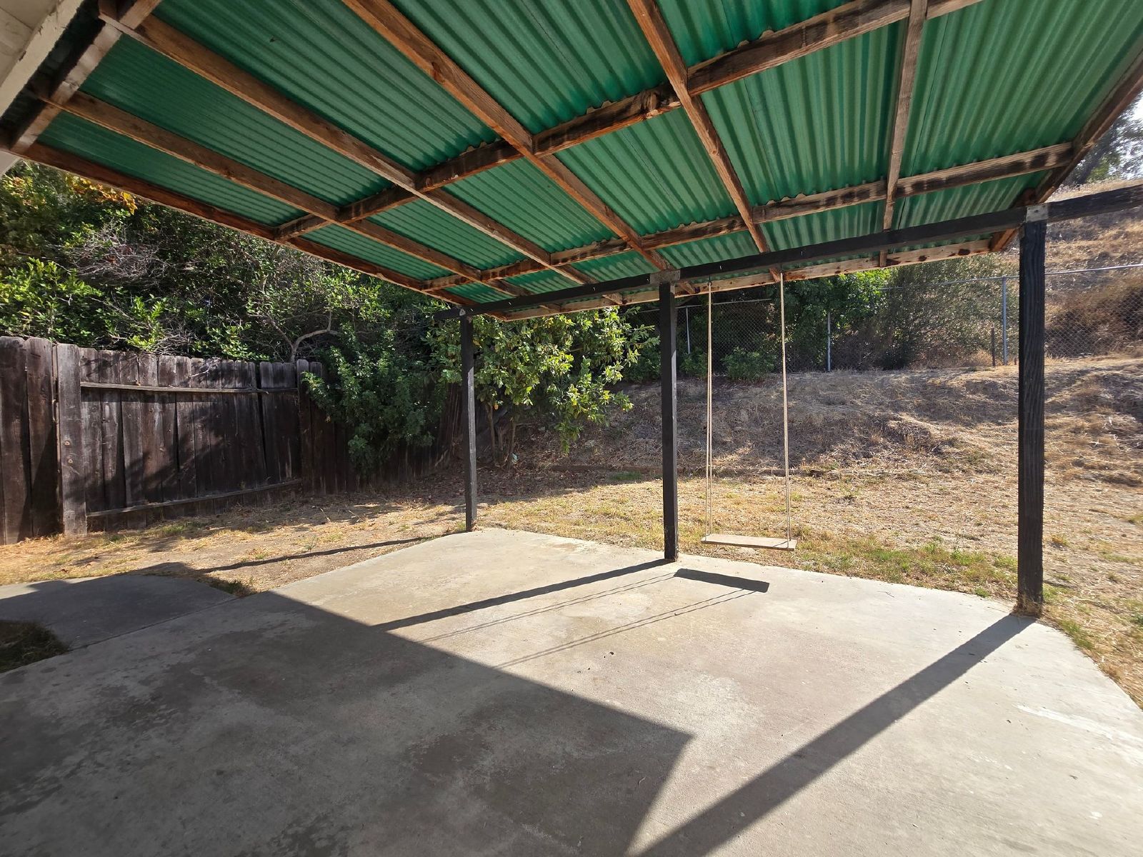 Spacious 4-Bedroom Home in Desirable Paradise Hills property image