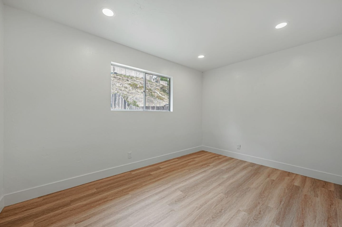 Spacious 4-Bedroom Home in Desirable Paradise Hills property image