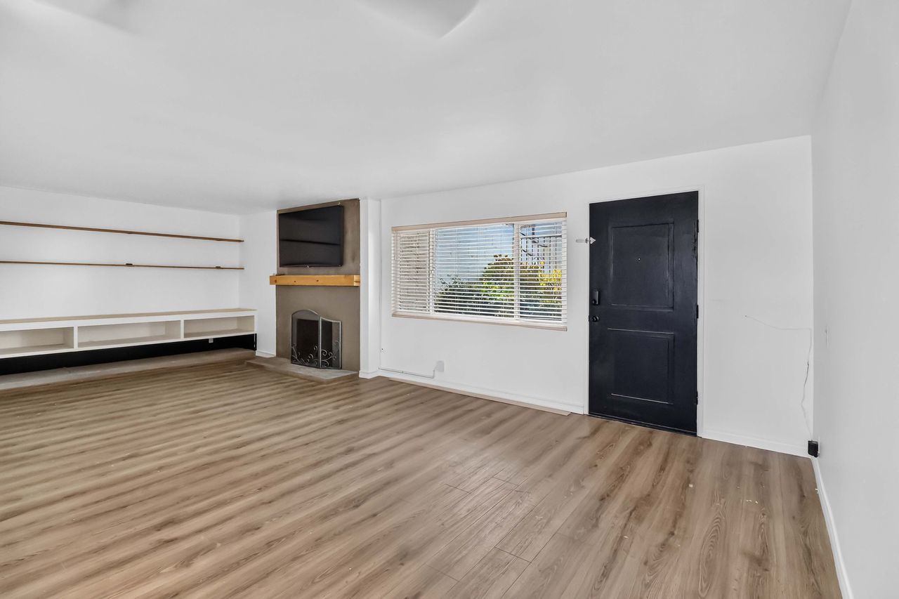 Charming 1-Bedroom Condo in Convenient Escondido Location property image