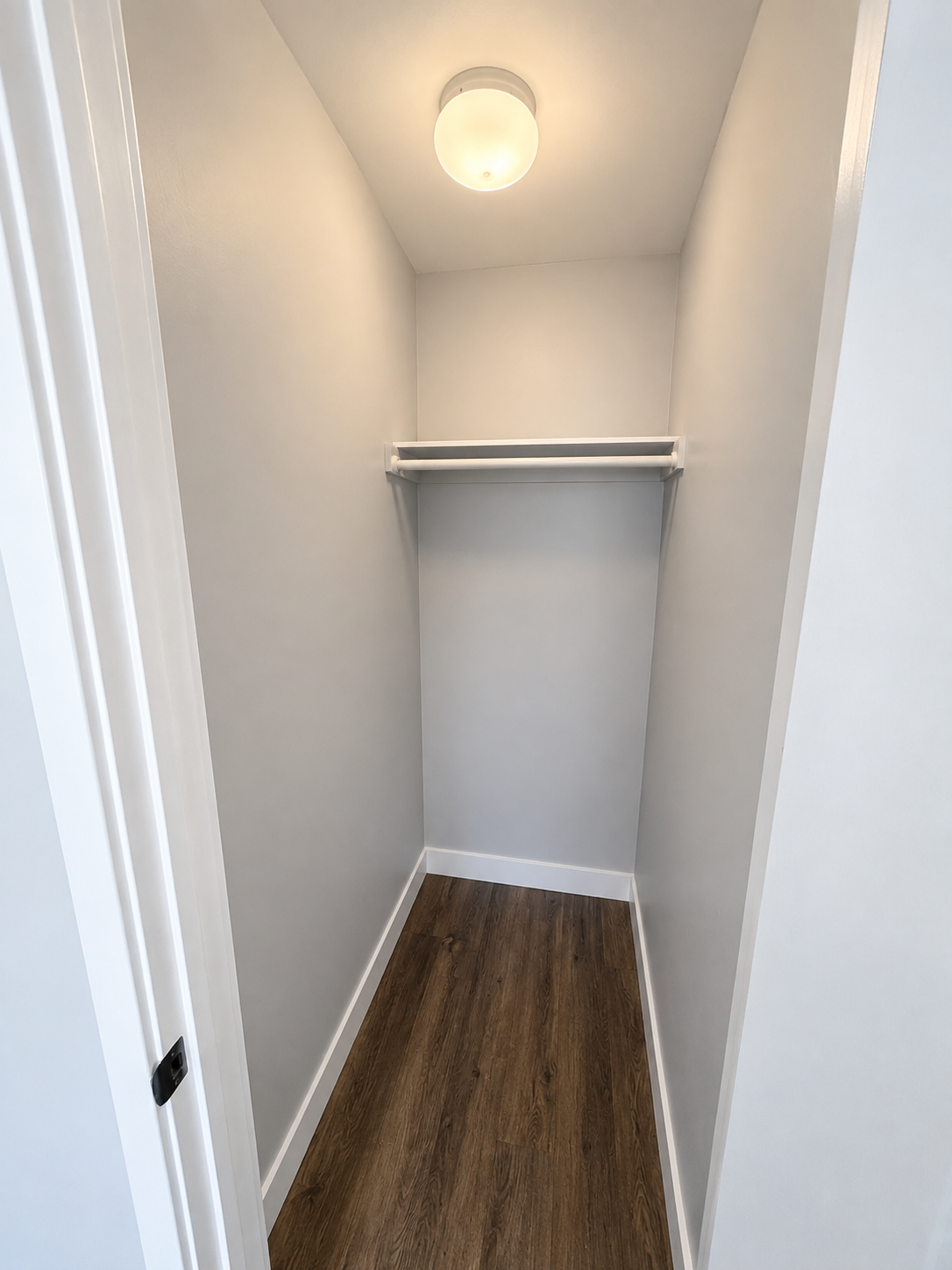 Beautifully Renovated 2 Bedroom Apartment in West Mission Hills property image