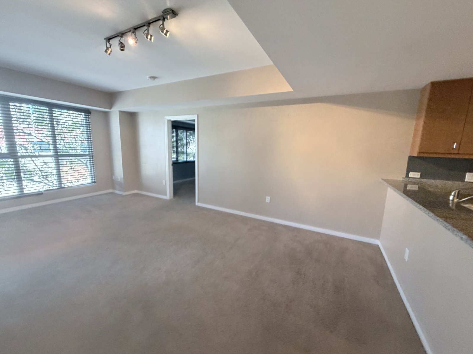 Modern 2-Bedroom Condo in the Heart of Downtown San Diego property image