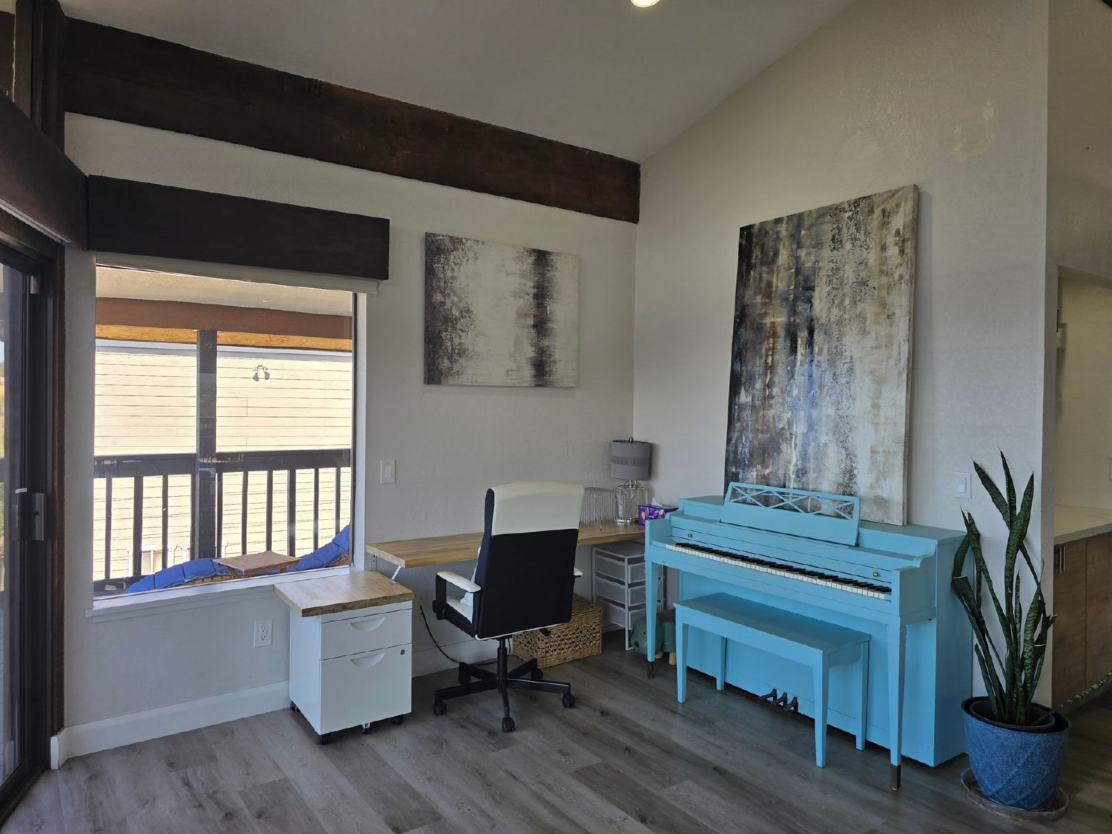 Incredibly Furnished 5-Bedroom Home with Breathtaking Views in Hidden Meadows property image