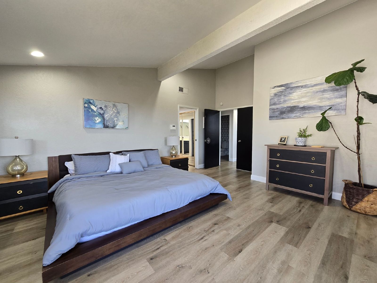 Incredibly Furnished 5-Bedroom Home with Breathtaking Views in Hidden Meadows property image