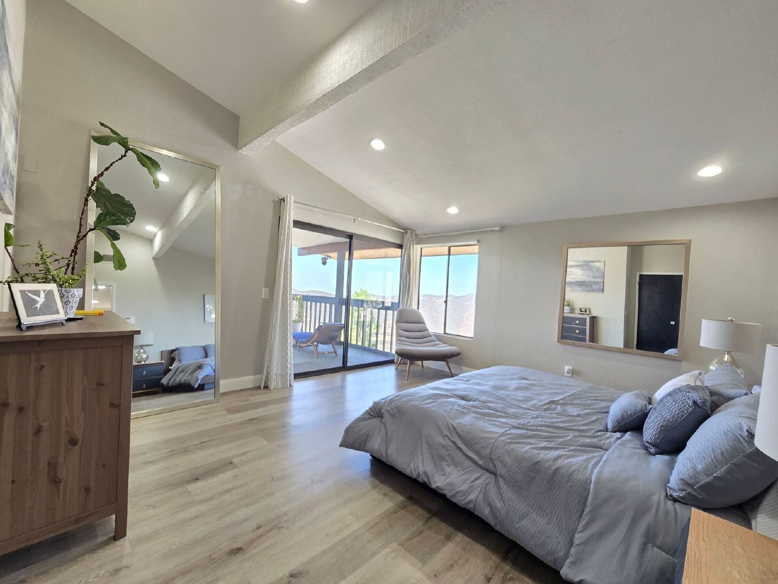 Incredibly Furnished 5-Bedroom Home with Breathtaking Views in Hidden Meadows property image