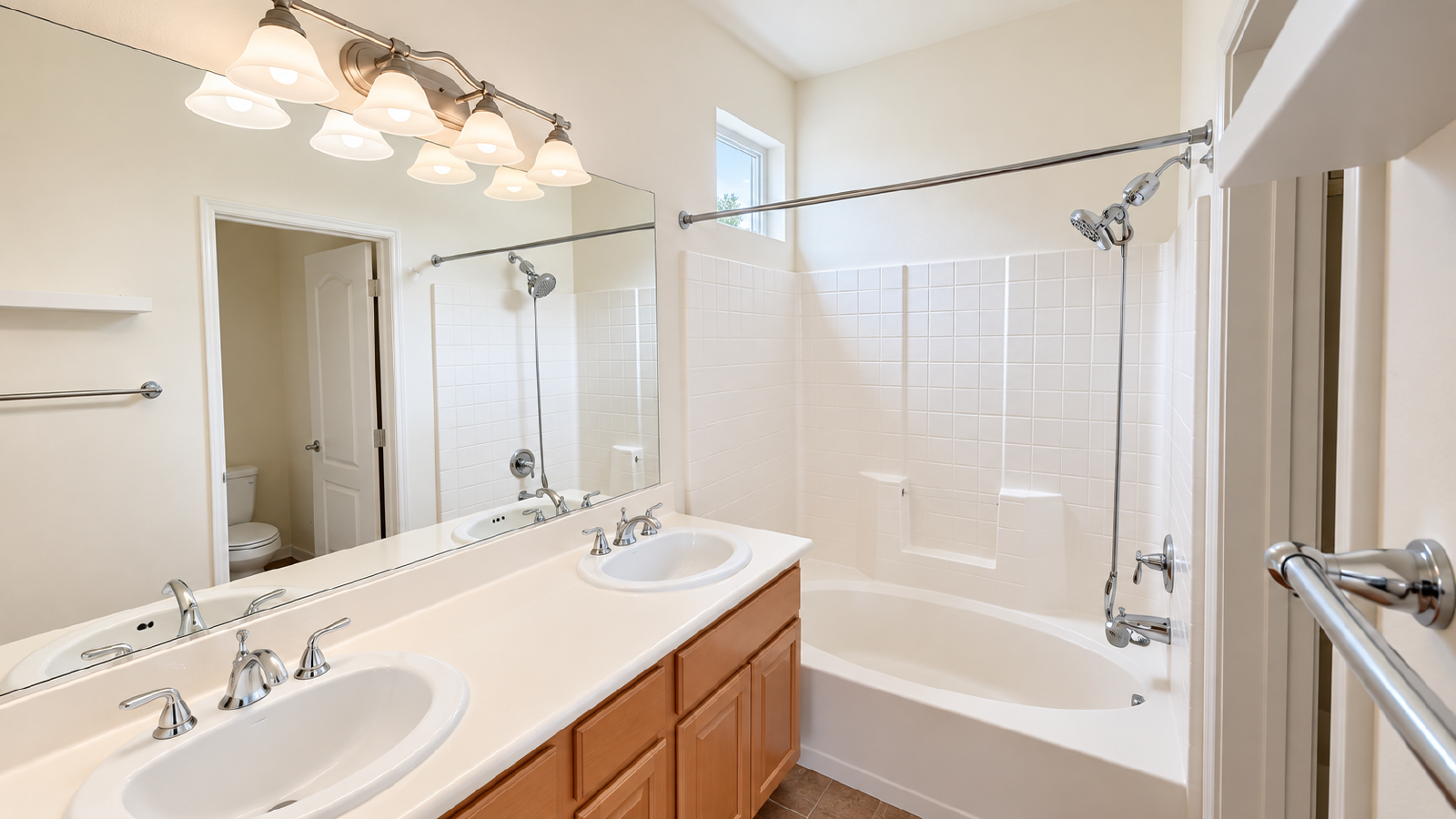 Beautiful 3-Bedroom Townhome Near Mission Bay property image