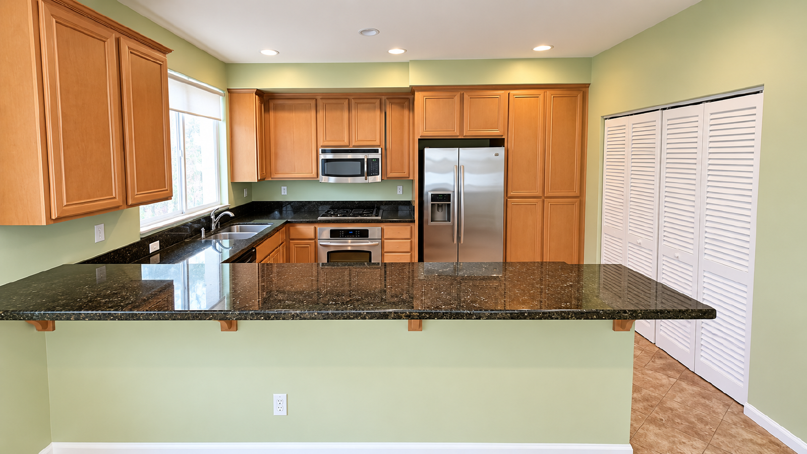 Beautiful 3-Bedroom Townhome Near Mission Bay property image