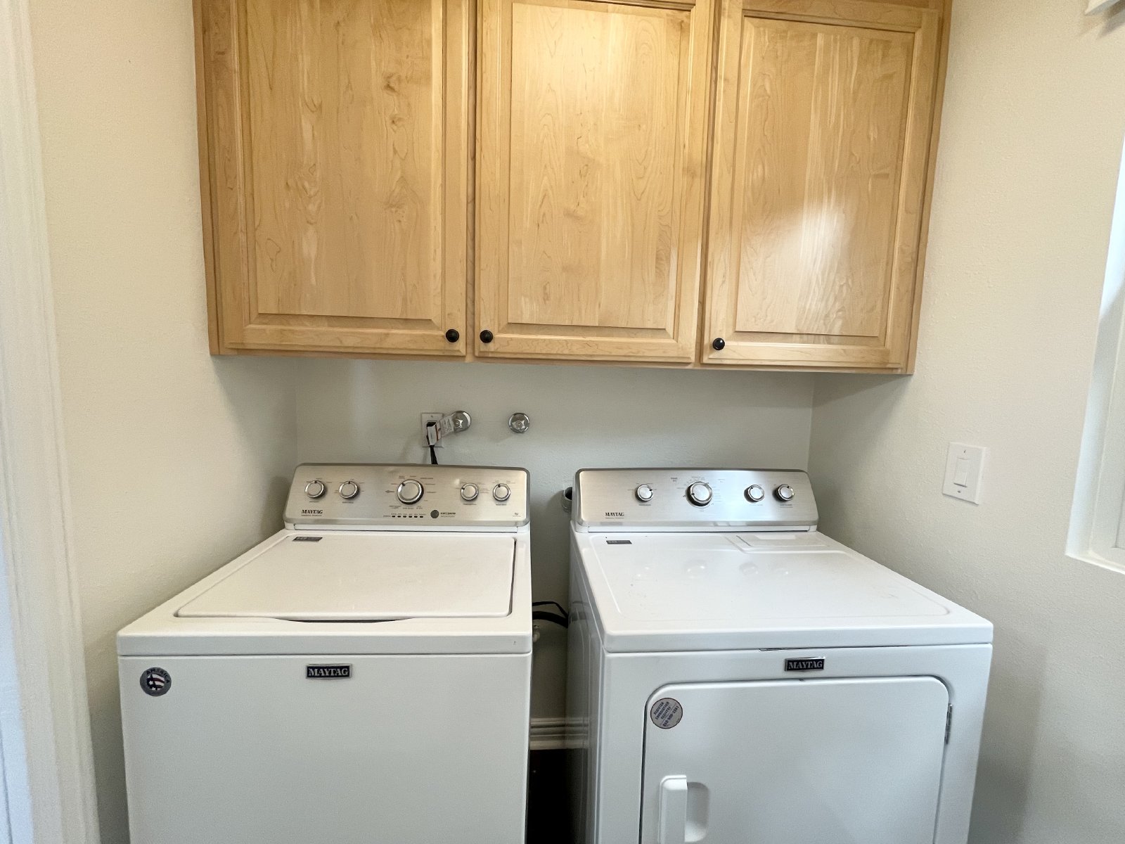 Beautifully Renovated 2 Bedroom 1.5 Bath Coronado Village Home property image